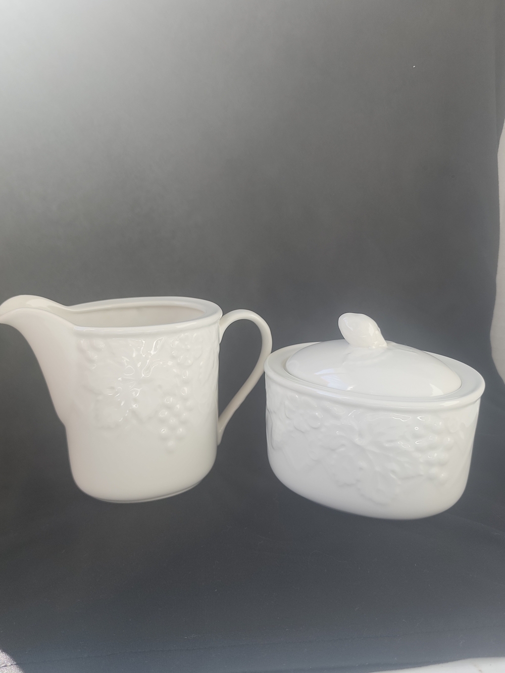 Vintage Mikasa English Countryside White DP900 Creamer & Lidded Sugar Bowl Set